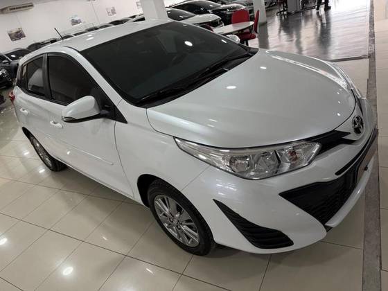 TOYOTA YARIS 1.5 16V FLEX XL PLUS CONNECT MULTIDRIVE TOYOTA YARIS 1.5 16V FLEX XL PLUS CONNECT MULTIDRIVE